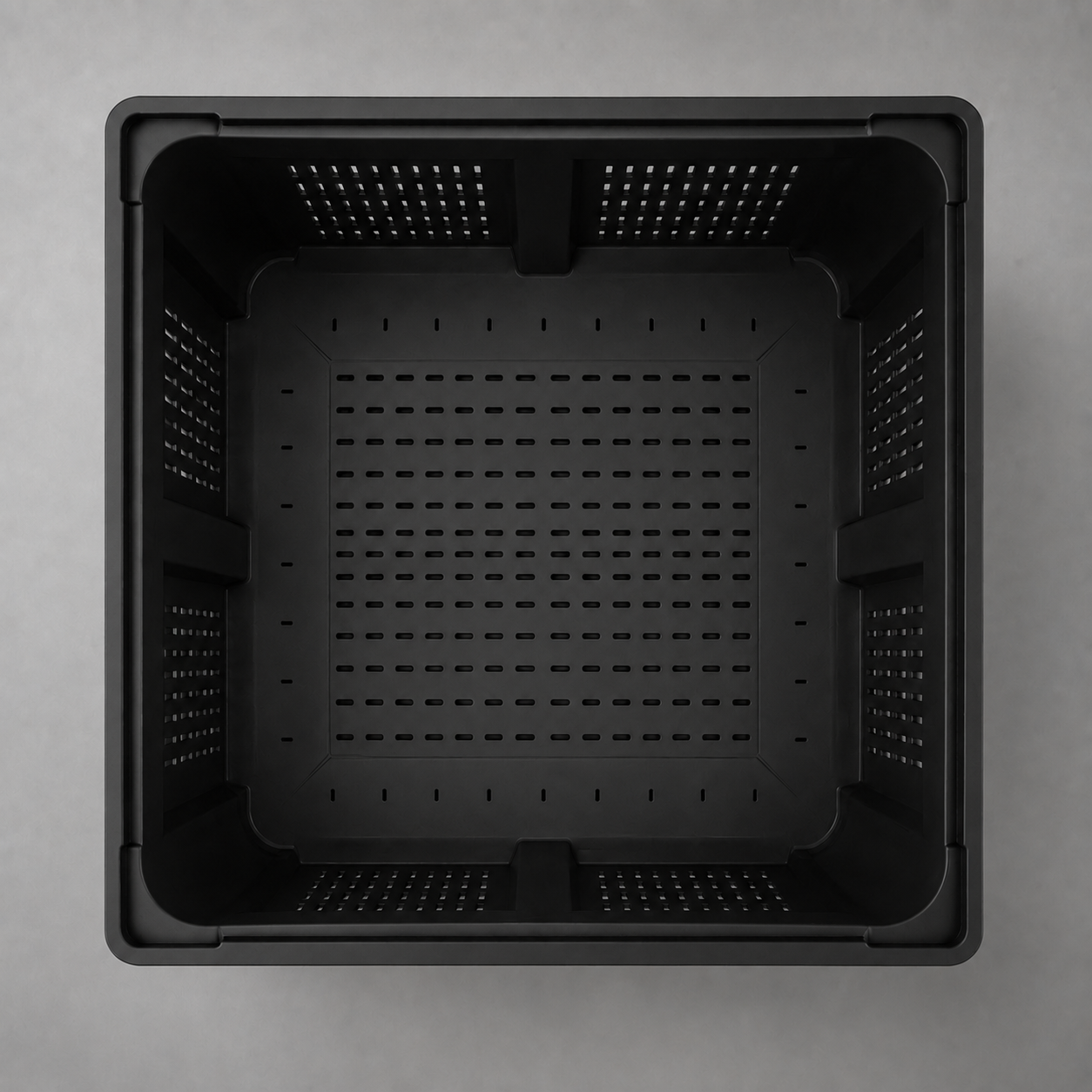 Nally 780 MegaBin Vented (Recycled Black)