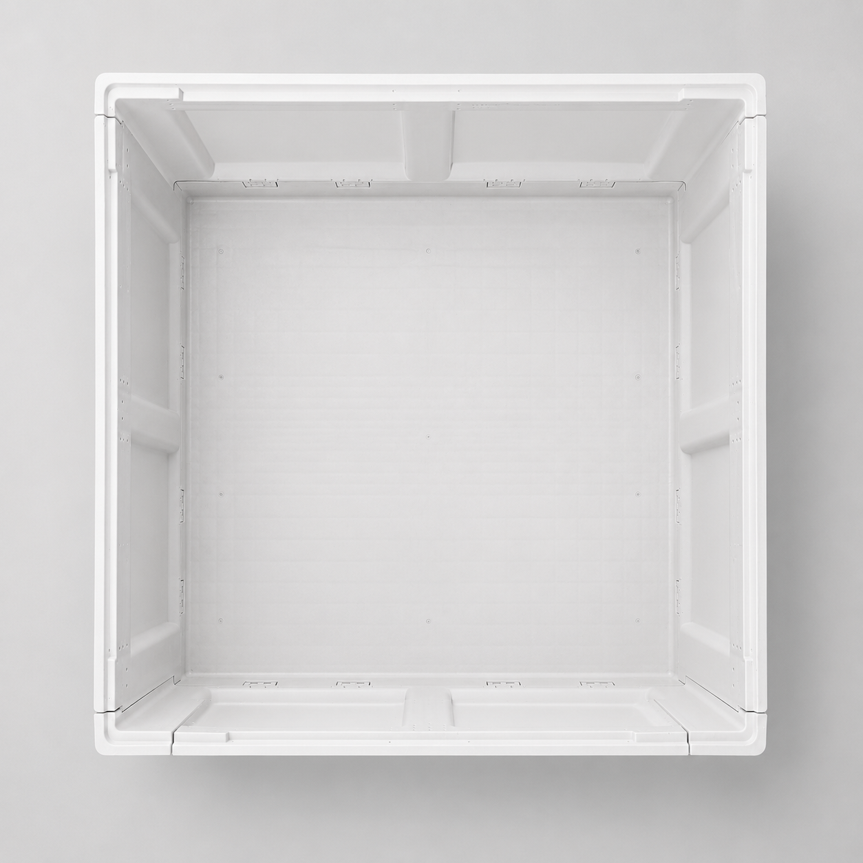 Nally 780 MegaBin Solid Folding